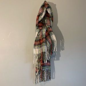 LAerie plaid blanket Scarf